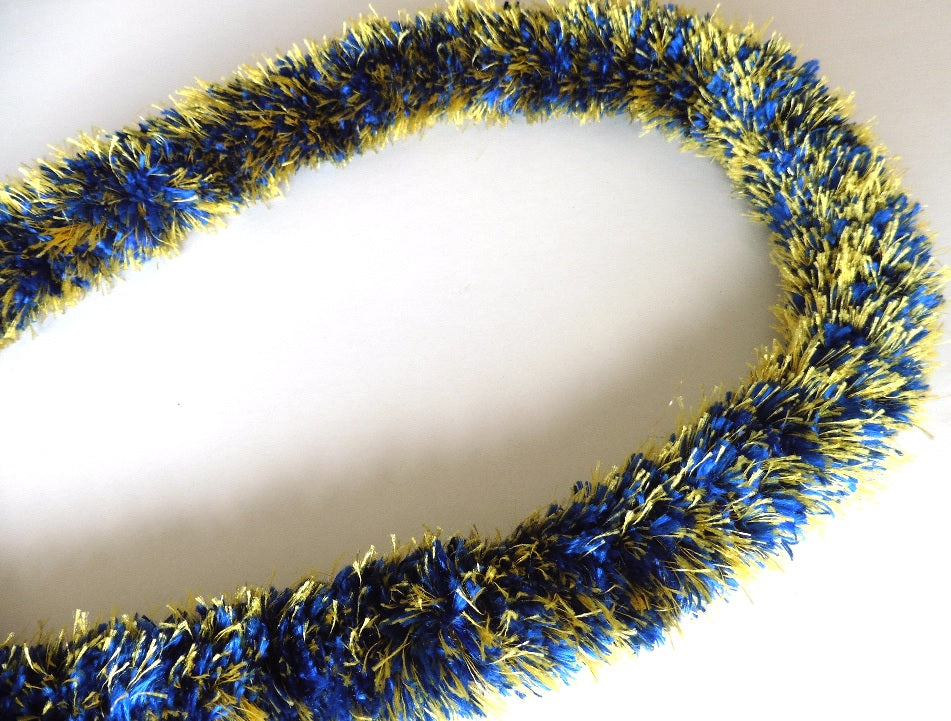 L005 - Ali'i / Nani Combo Yarn Lei