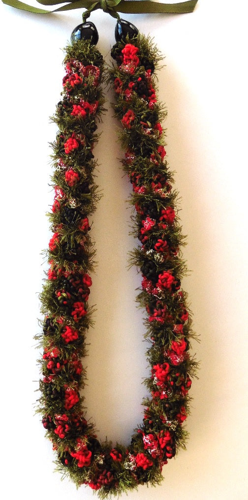 L011 - Deluxe Floral Rosebud w/ Kalina Crochet Lei