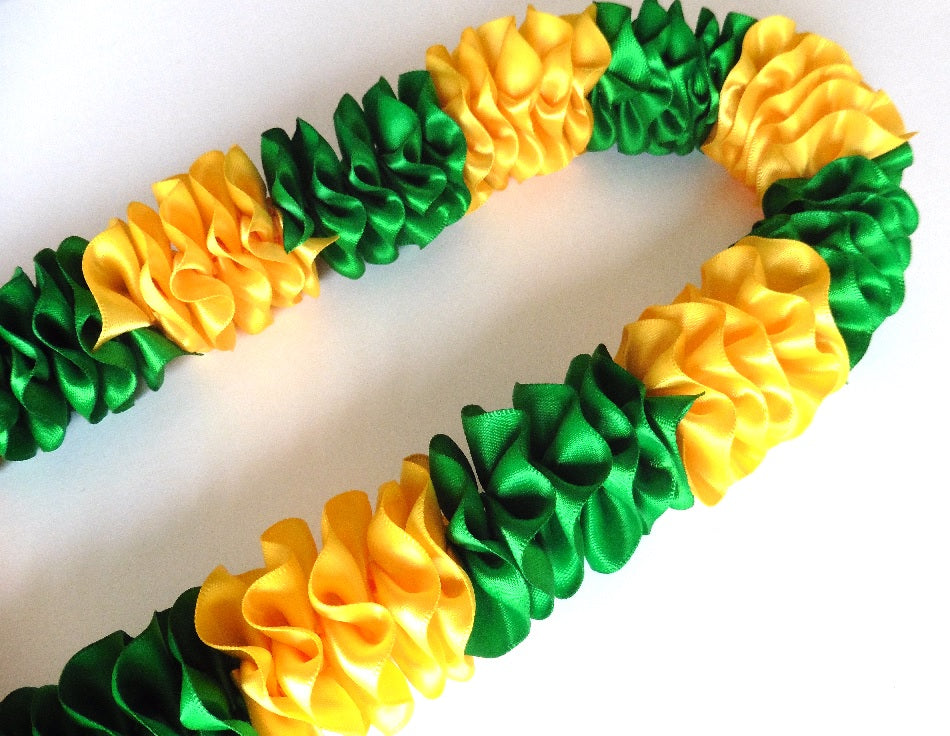 L069 - Plumeria Sectional Ribbon Lei
