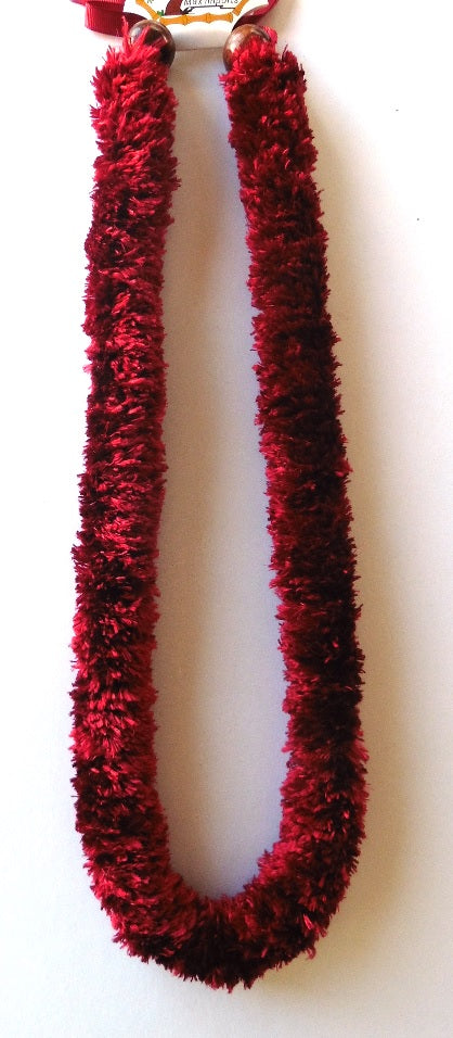 L003 - Ali'i Yarn Lei