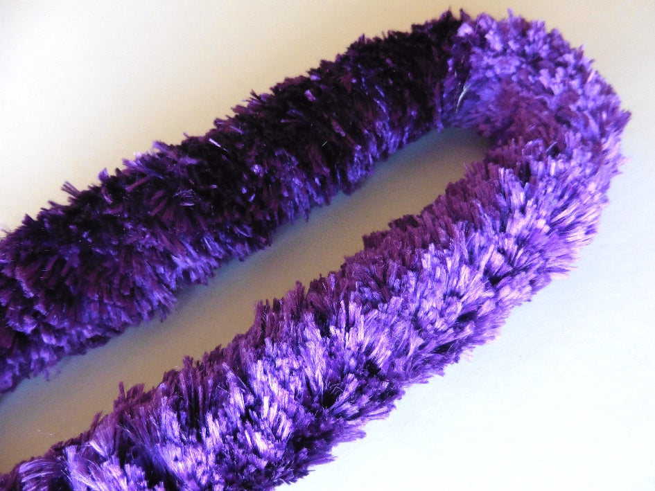 L003 - Ali'i Yarn Lei