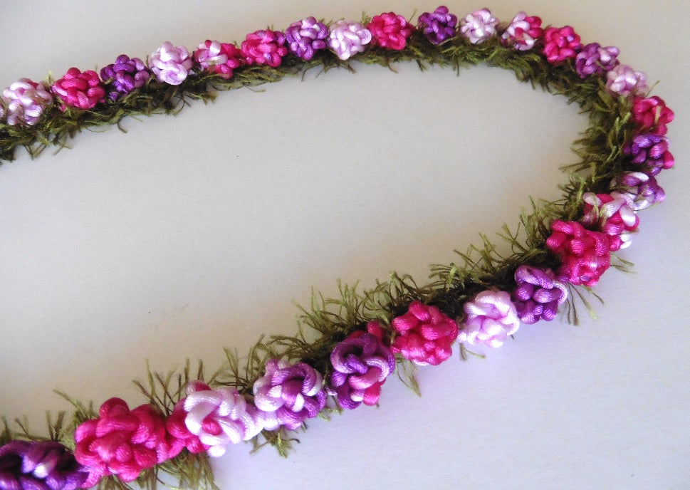 L017 - Single Strand Crochet Lei