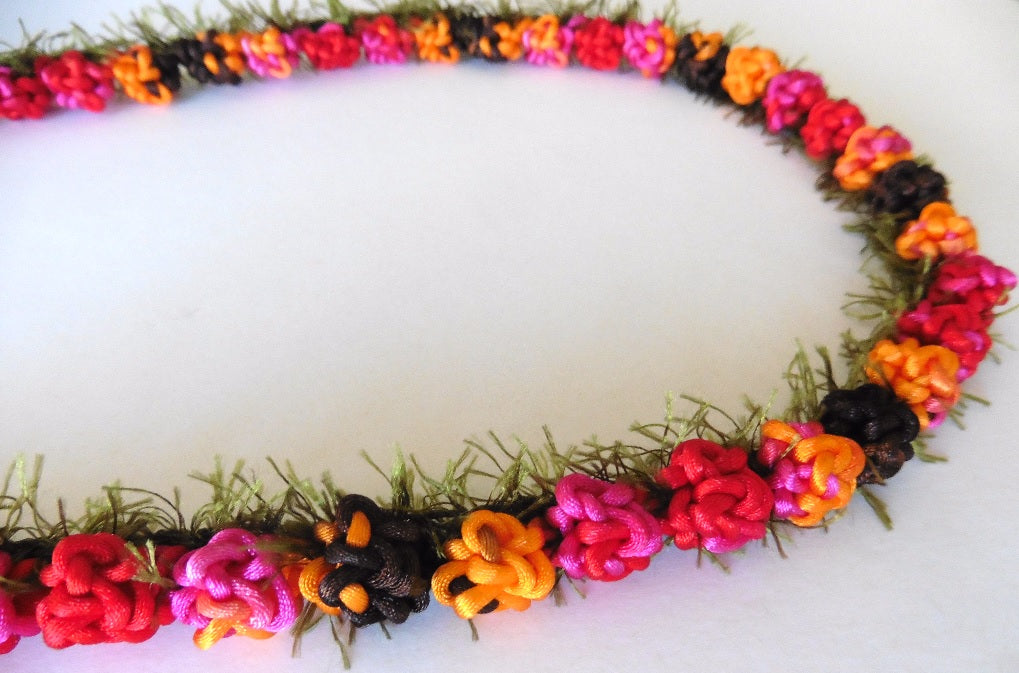 L017 - Single Strand Crochet Lei