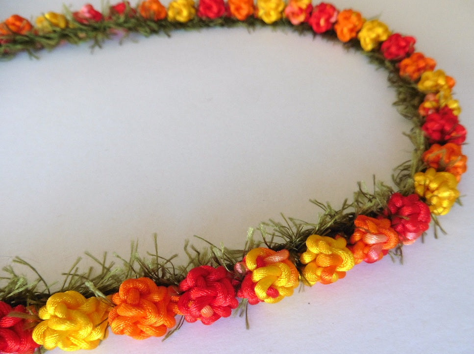 L017 - Single Strand Crochet Lei