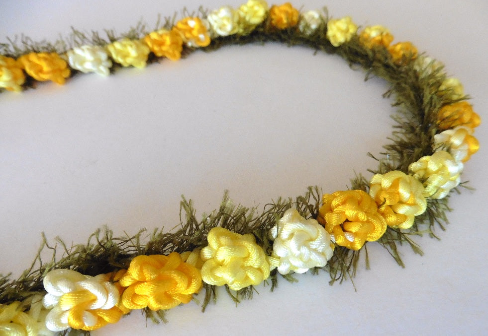 L017 - Single Strand Crochet Lei