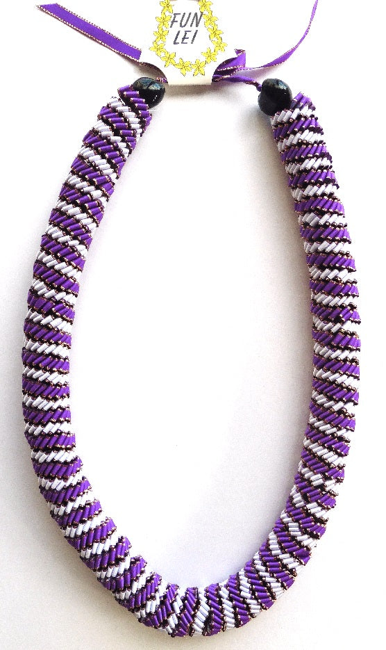 L070 - Deluxe spiral Ribbon Lei